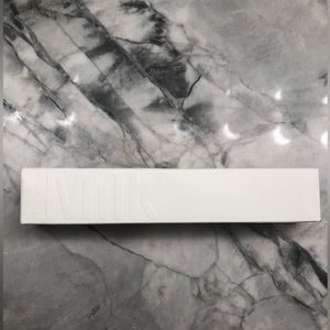 Sand Sunshine Skin Tint SPF 30
skin tint + face oil + SPF